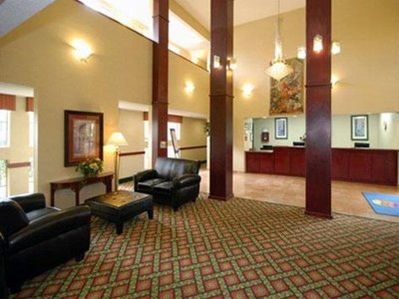 Comfort Inn & Suites Love Field - Dallas Market Center Interior photo